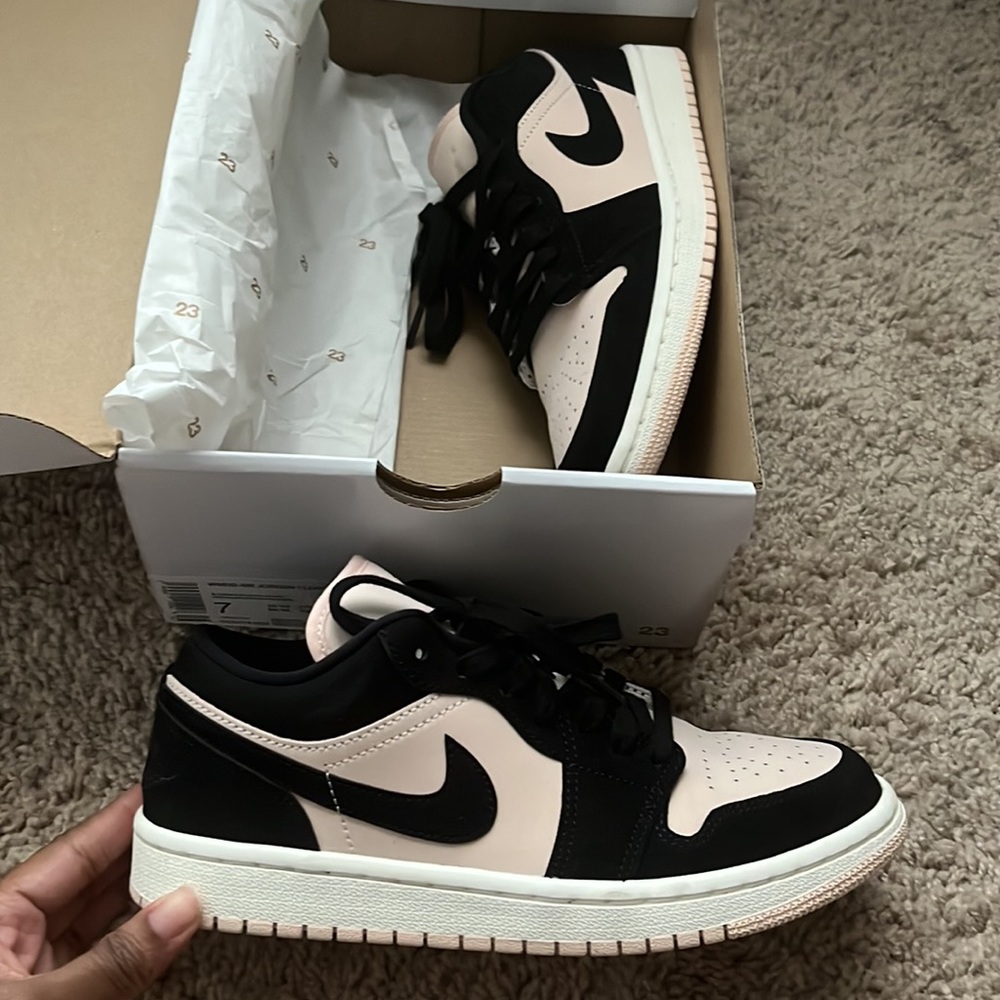 Air Jordan 1 Low ‘Black Guava Ice